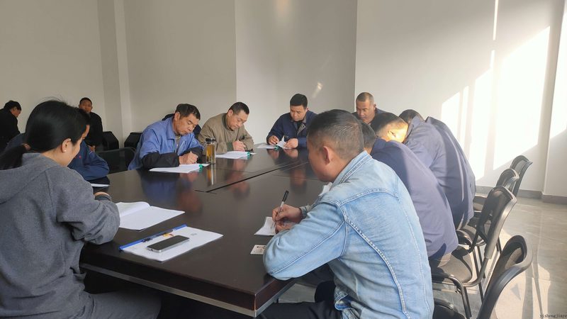 保育员培训教材如何选？揭秘教材背后的关键要素**