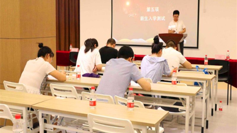 以下是一些广州地区知名的电工培训学校，供大家参考：